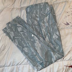 Lululemon Swift Speed High-Rise Tight 25”